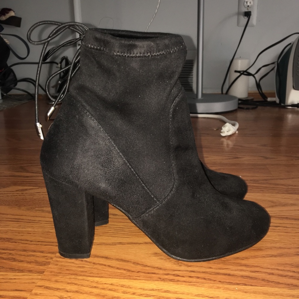 Black tie booties